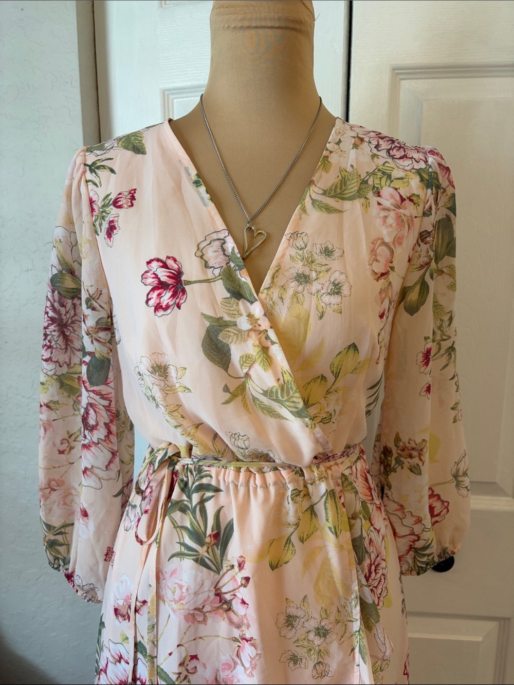 New York and Company floral maxi wrap dress 3/4 sleeve ruffle size extra small - Picture 2 of 11